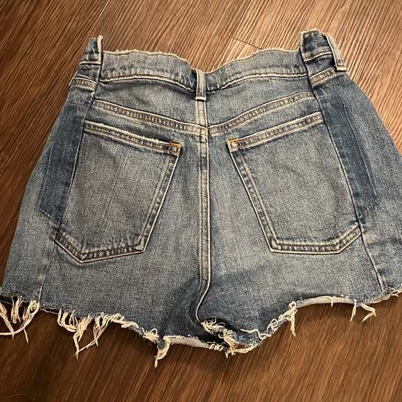 High Rise Mom Short - Picture 3 of 4